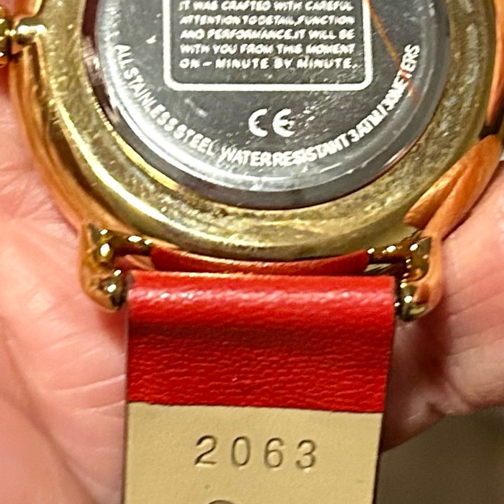 Coach Radiant Red and Gold Women's Watch red dragon - Picture 4 of 8